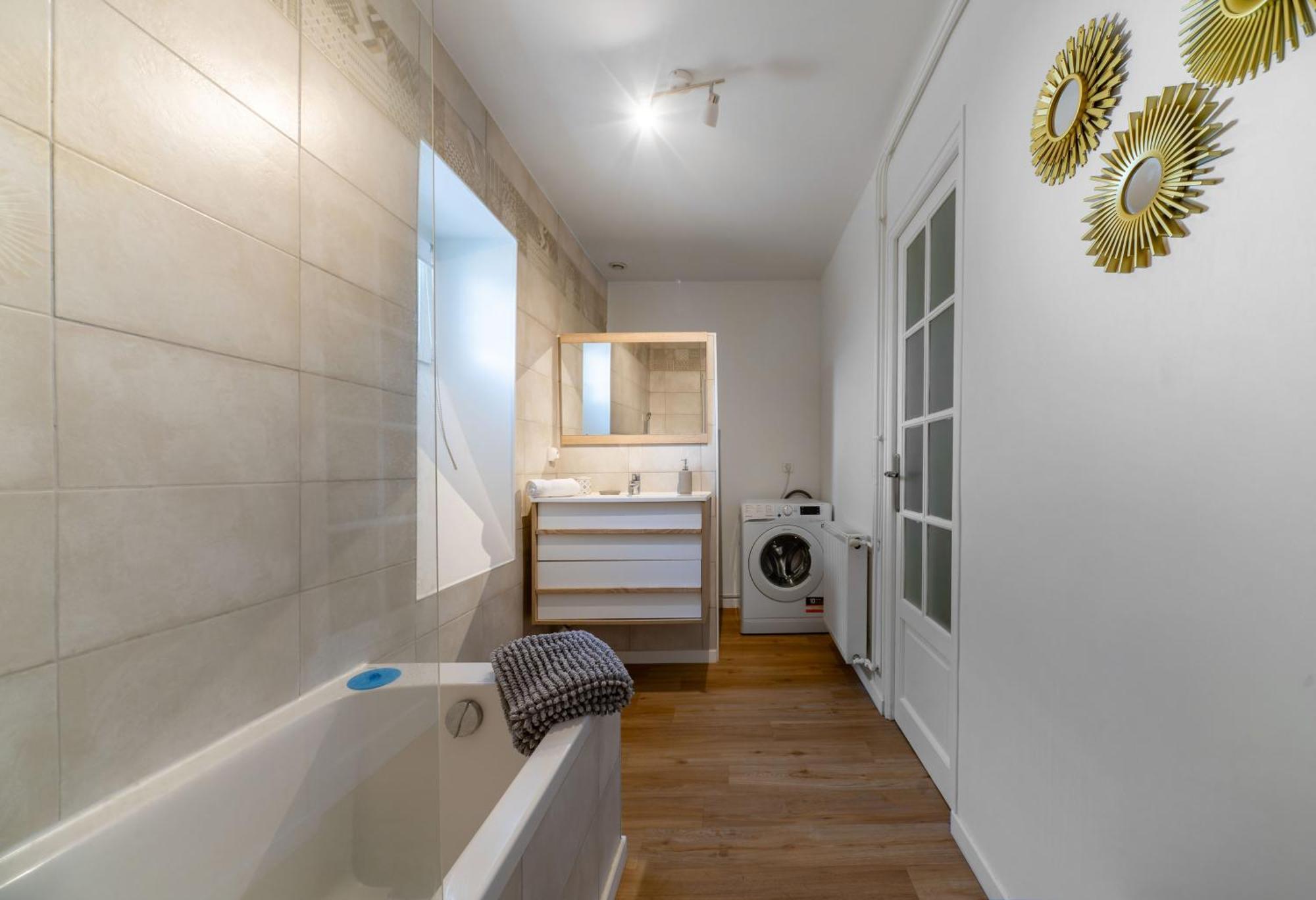 Le Celestin - Appartement 2 Chambres Avec Jardin En Centre Ville Vichy Exteriör bild