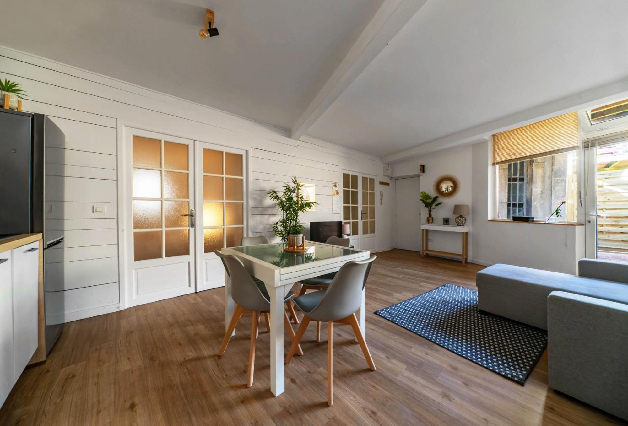 Le Celestin - Appartement 2 Chambres Avec Jardin En Centre Ville Vichy Exteriör bild
